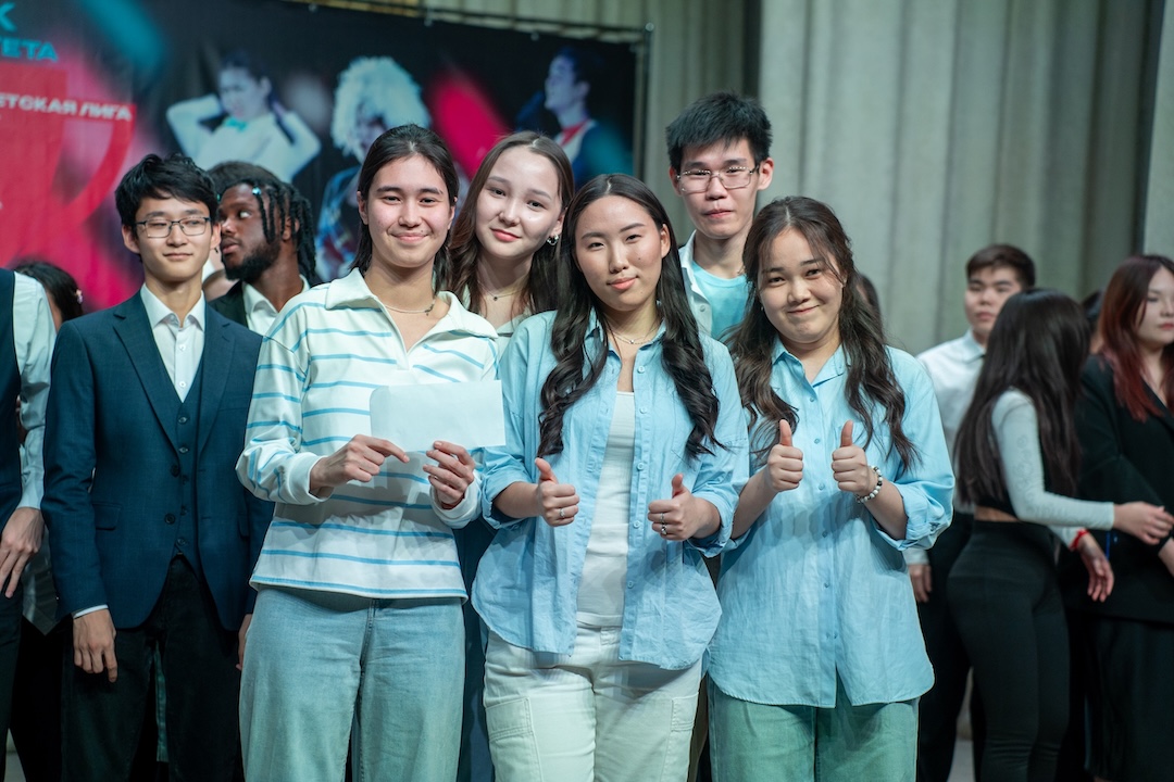 Абитуриенту