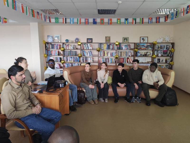 Деятельность разговорного клуба на ФДПОИГ активно продолжается в январе