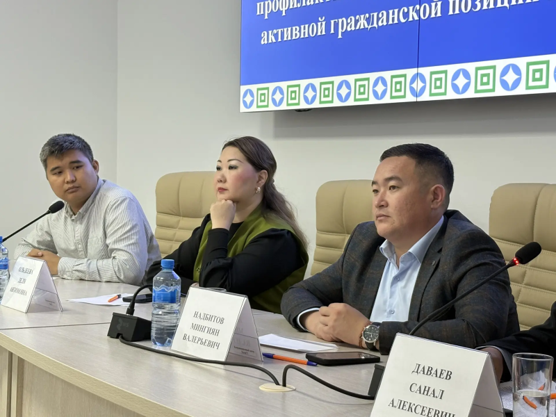 Администрация города и КалмГУ объединяют усилия для формирования устойчивой гражданской позиции у студентов