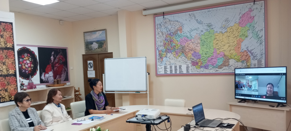 Осенняя языковая школа «Русское слово» на ФДПОИГ: синтез языковой практики и межкультурного общения (день 2)