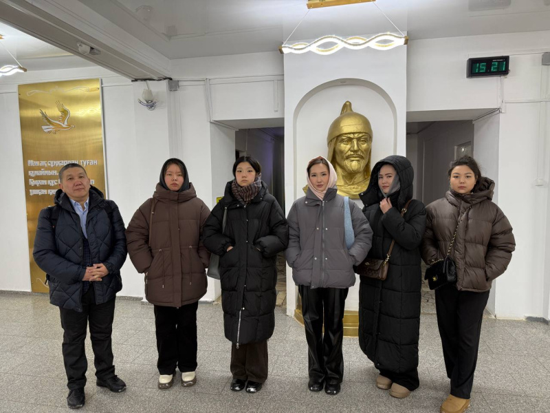 Студентки гуманитарного факультета на стажировке  в Западно-Казахстанском университете